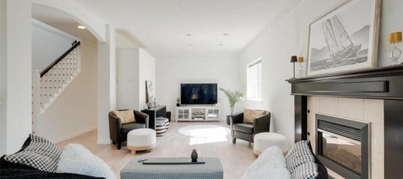 3 bedrooms House in British Columbia, Canada No. 1206 4