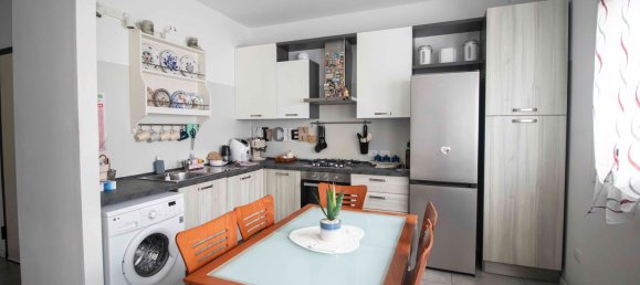 2 Schlafzimmer Wohnung in Verona, Italy, Nr. 347506 6