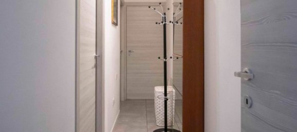 2 Schlafzimmer Wohnung in Verona, Italy, Nr. 347506 8