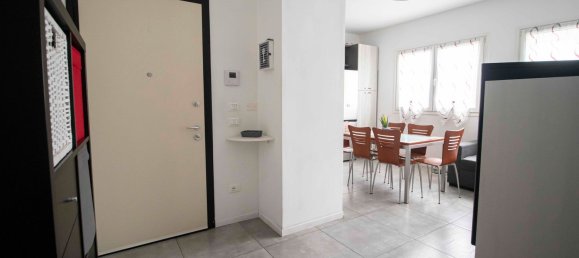 2 Schlafzimmer Wohnung in Verona, Italy, Nr. 347506 2