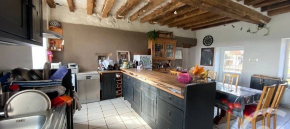 Casa de 6 dormitorios en Donnery, France No. 65231 2