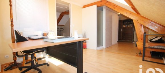 Дом с 5 спальнями в Труа-Пюи, Франция № 62179 11