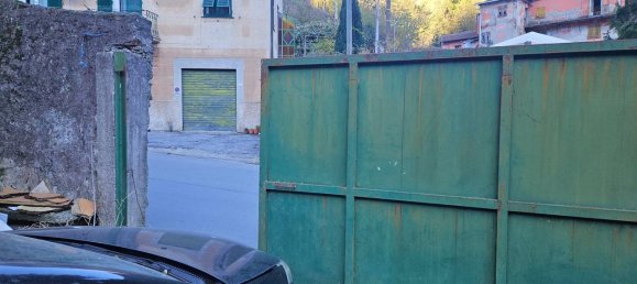 Casa de 10 habitaciónes en Campomorone, Italy No. 161064 4