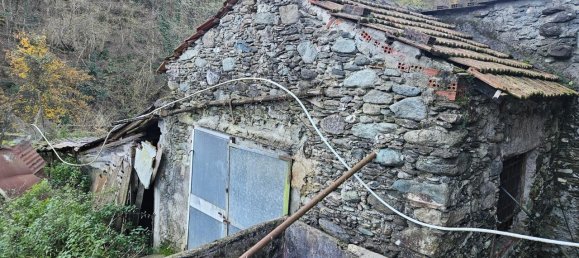 Casa de 10 habitaciónes en Campomorone, Italy No. 161064 22