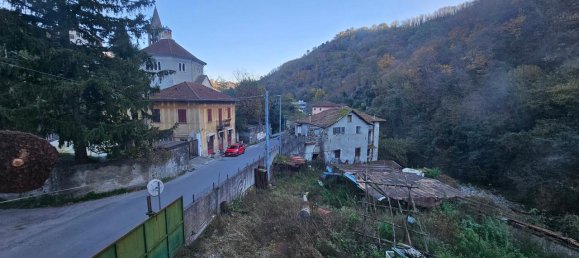 Casa de 10 habitaciónes en Campomorone, Italy No. 161064 14