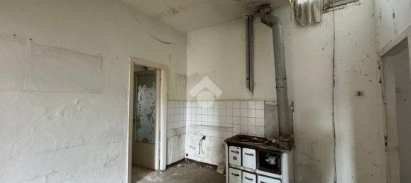 4 rooms Apartment in Bevagna, Italy No. 145288 10