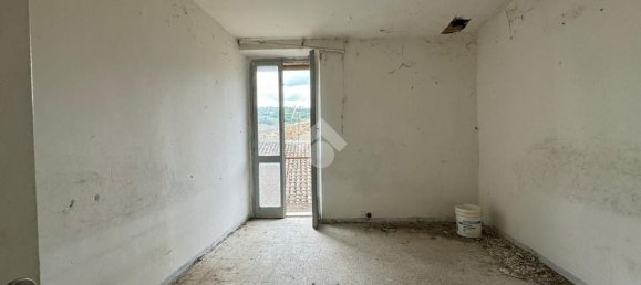 4 rooms Apartment in Bevagna, Italy No. 145288 14