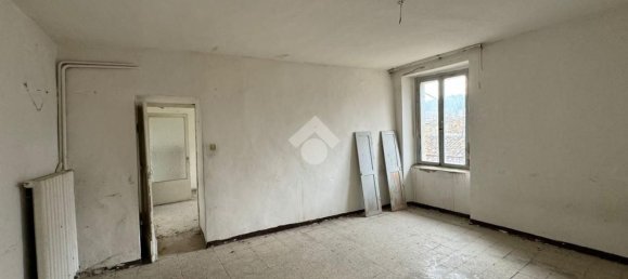 4 rooms Apartment in Bevagna, Italy No. 145288 3