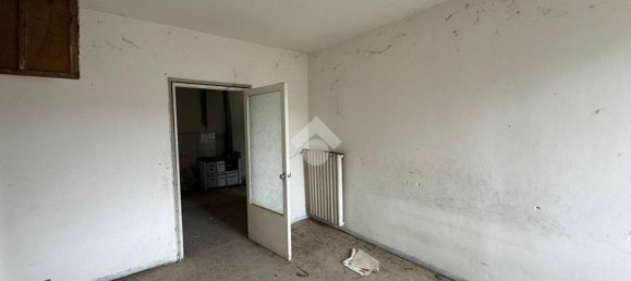 4 rooms Apartment in Bevagna, Italy No. 145288 7