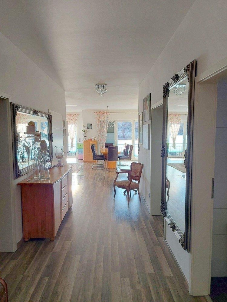 Квартира с 4 комнатами в Падерборн, Германия № 292924