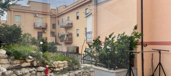 6غرفة شقة في Vico del Gargano, Italy رقم 22402 30