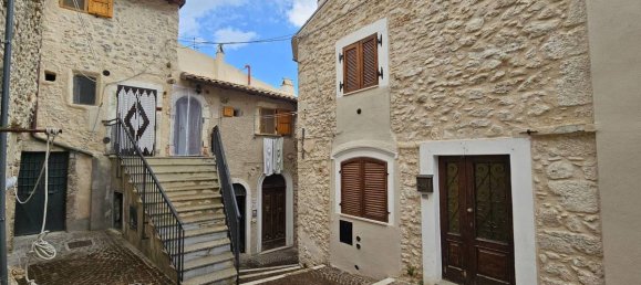 3 Schlafzimmer Wohnung in Castel del Monte, Italy, Nr. 328494 3