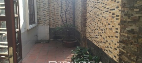 4 bedrooms Villa in Tay Ho, Vietnam No. 229 2