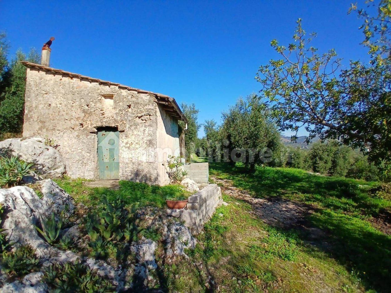 6783m² Land in Itri, Italy No. 72529