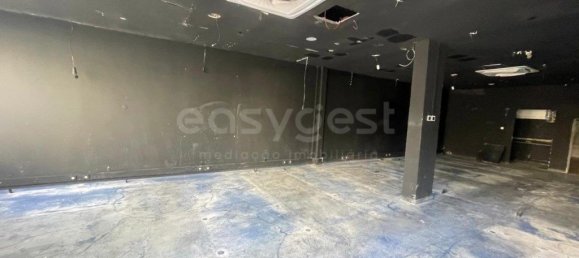 Gewerbliche Immobilie in Loures, Portugal 83m², Nr. 285309 2