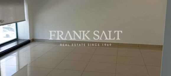 Escritório em Balzan, Malta N.º 13232 4