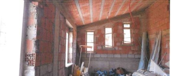 5 rooms Apartment in San Nicola Baronia, Italy No. 93705 13