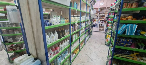 Imóvel comercial de 2 divisões em Giugliano in Campania, Italy N.º 19452 36