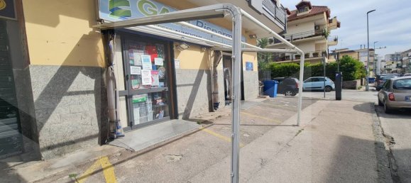 Imóvel comercial de 2 divisões em Giugliano in Campania, Italy N.º 19452 46