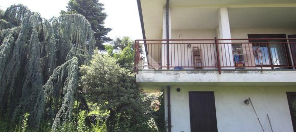 7 rooms Villa in Aicurzio, Italy No. 125076 5