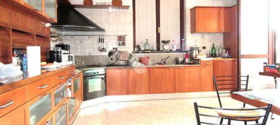 7 rooms Villa in Aicurzio, Italy No. 125076 28