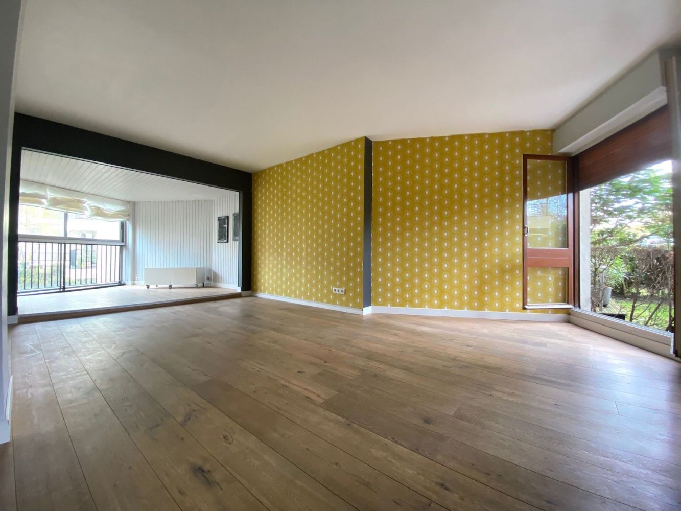 3 bedrooms Apartment in Yvelines, France No. 186155