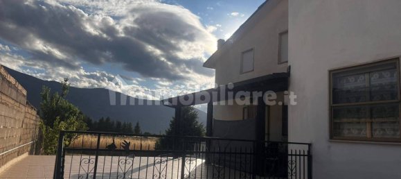 3 غرف نوم فيلا في Trasacco, Italy رقم 340599 10