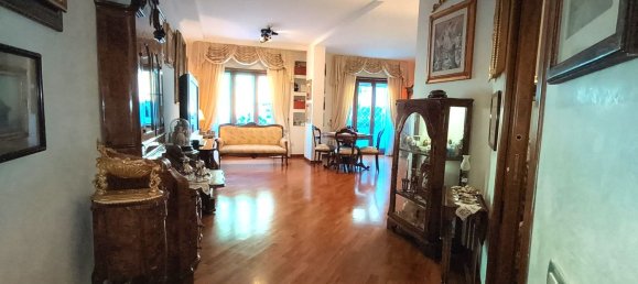 5غرفة منزل ذو طابقين في Naples, Italy رقم 98071 16