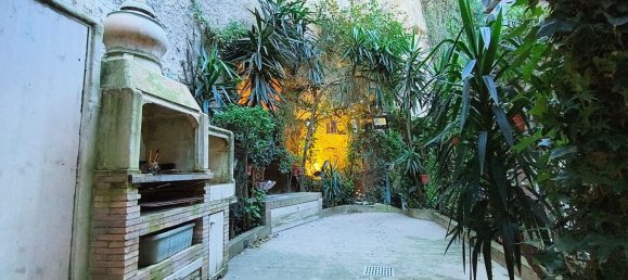 5غرفة منزل ذو طابقين في Naples, Italy رقم 98071 39