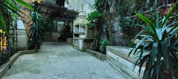 5غرفة منزل ذو طابقين في Naples, Italy رقم 98071 40