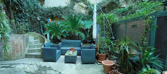 5غرفة منزل ذو طابقين في Naples, Italy رقم 98071 41