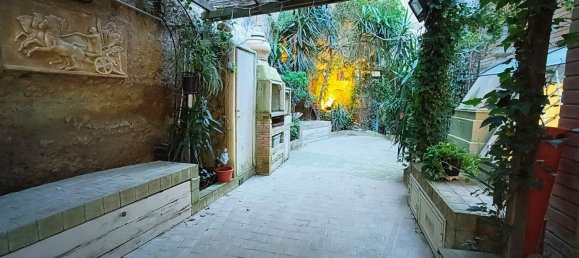 5غرفة منزل ذو طابقين في Naples, Italy رقم 98071 43