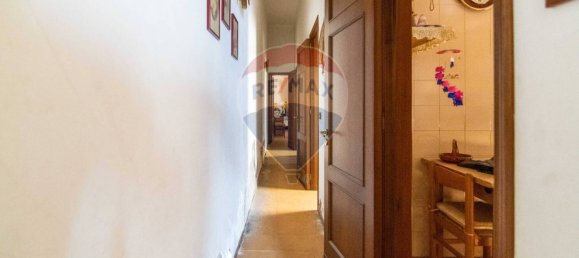 Apartamento de 3 dormitorios en Paternò, Italy No. 56068 4