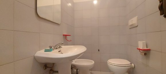 3 rooms Apartment in Perugia, Italy No. 190940 25