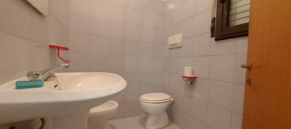 3 rooms Apartment in Perugia, Italy No. 190940 27