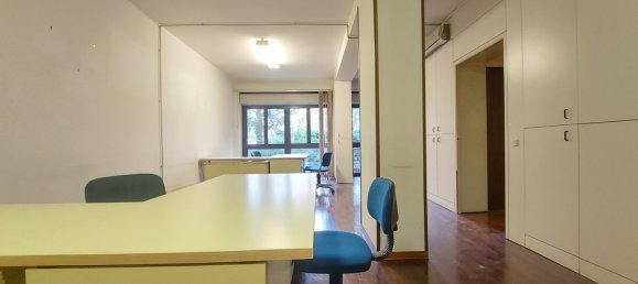3 rooms Apartment in Perugia, Italy No. 190940 6