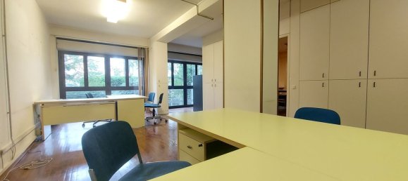 3 rooms Apartment in Perugia, Italy No. 190940 7