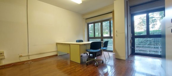 3 rooms Apartment in Perugia, Italy No. 190940 9