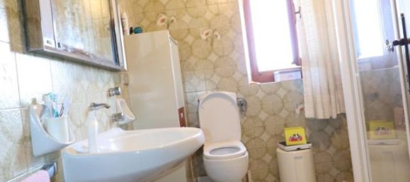 5 rooms Apartment in Montevarchi, Italy No. 237499 15