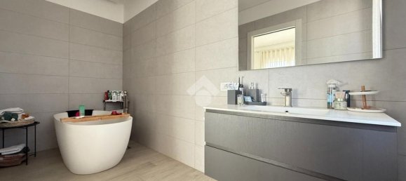 1 bedroom Villa in Tombolo, Italy No. 350075 27