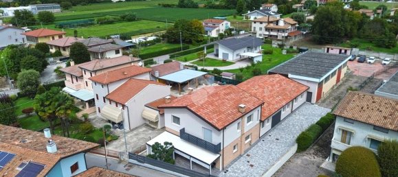 1 bedroom Villa in Tombolo, Italy No. 350075 3