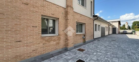 1 bedroom Villa in Tombolo, Italy No. 350075 9