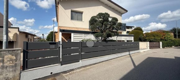 1 bedroom Villa in Tombolo, Italy No. 350075 7