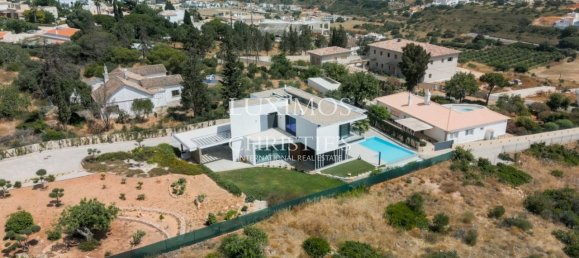 5 Schlafzimmer Villa in Albufeira, Portugal, Nr. 201569 25