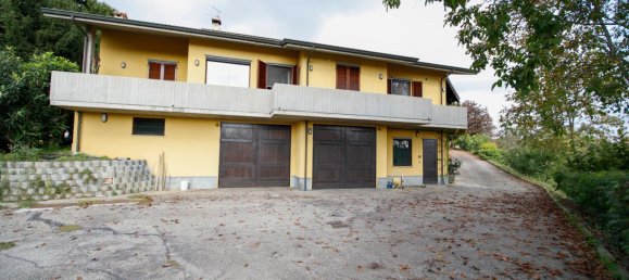 5 rooms Villa in Castagnole Monferrato, Italy No. 69334 18