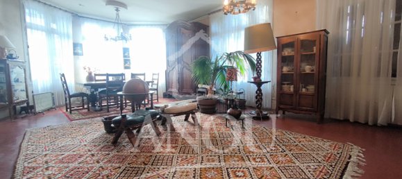 Casa de 7 dormitorios en Brou, France No. 217584 6