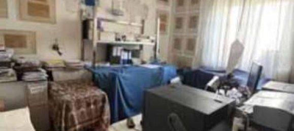 4 bedrooms Apartment in Opera, Italy No. 377020 4