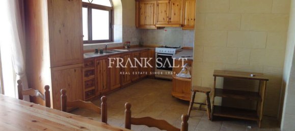 Дом с 4 спальнями в Айнсилем, Мальта № 5547 16