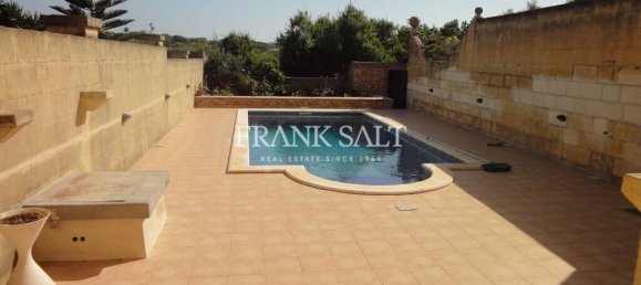 Дом с 4 спальнями в Айнсилем, Мальта № 5547 21