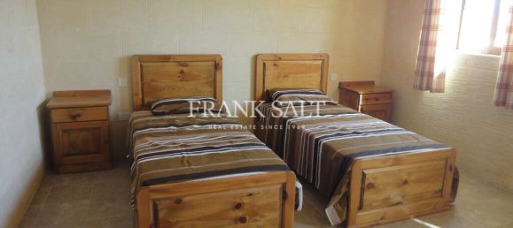 Дом с 4 спальнями в Айнсилем, Мальта № 5547 19